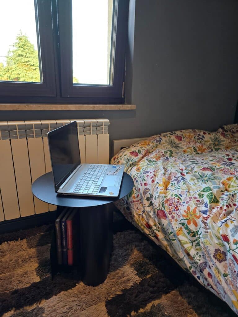 Image #1 from Amelia